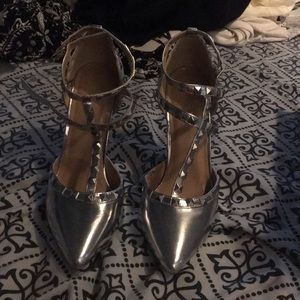Sliver heels